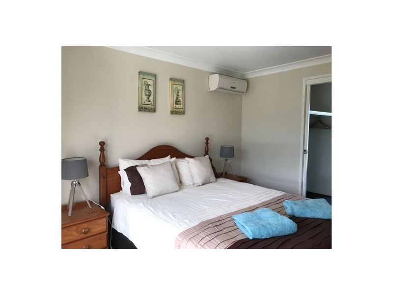 136 Glen Eagles Drive, Robina QLD 4226