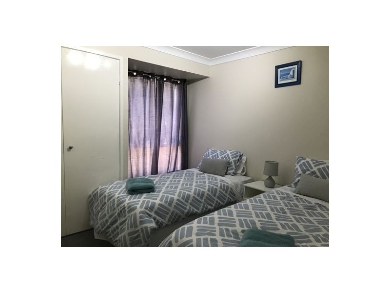 136 Glen Eagles Drive, Robina QLD 4226