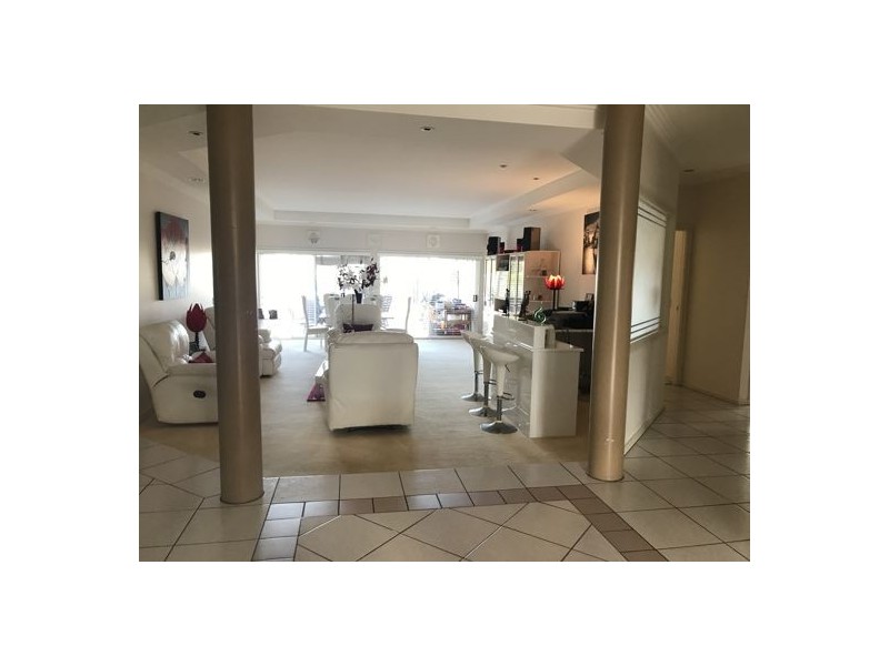 6 Key Largo, Clear Island Waters QLD 4226