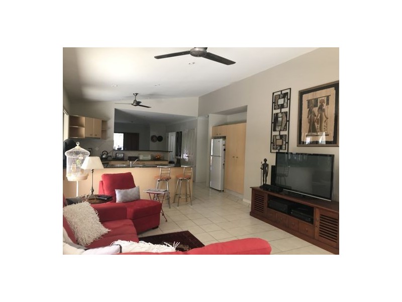 18 Nardoo street, Robina QLD 4226