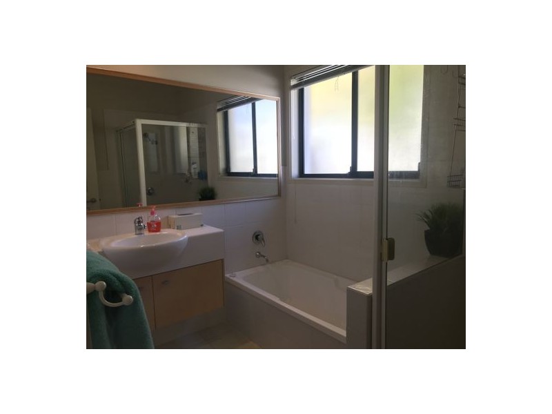 18 Nardoo street, Robina QLD 4226