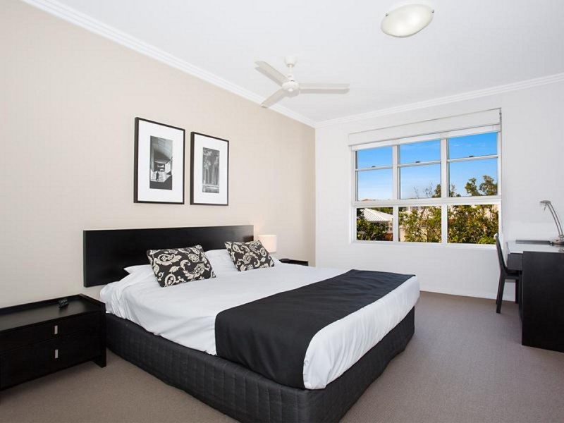 133/1-7 Moores Crescent, Varsity Lakes QLD 4227