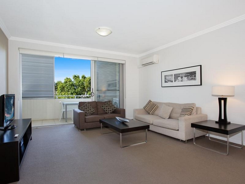 133/1-7 Moores Crescent, Varsity Lakes QLD 4227