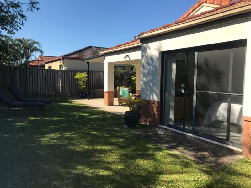 18 Nardoo Street, Robina QLD 4226