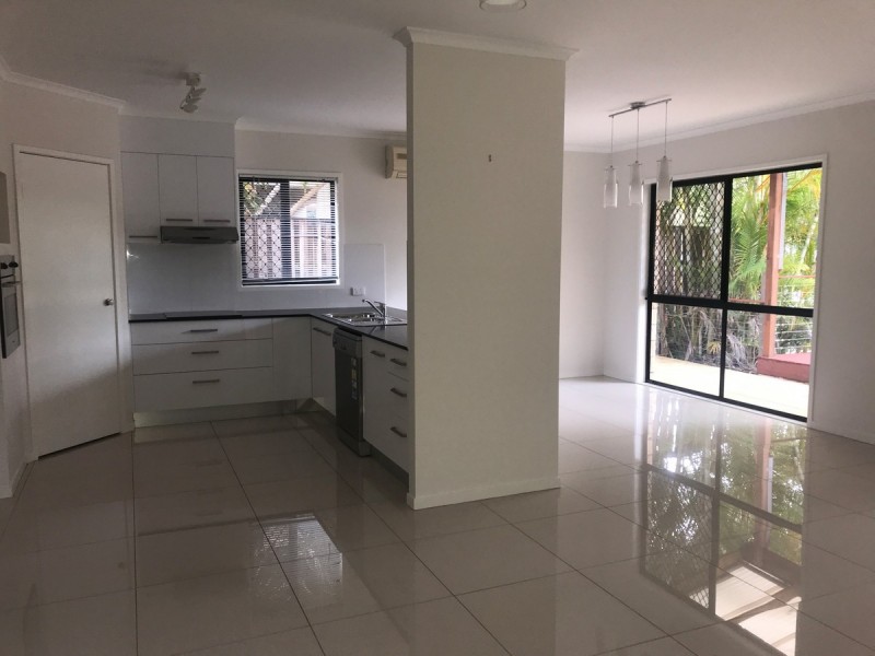 29 Royal Links Drive, Robina QLD 4226