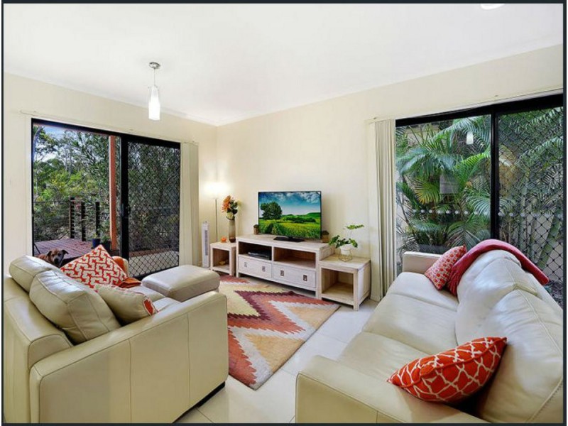 29 Royal Links Drive, Robina QLD 4226