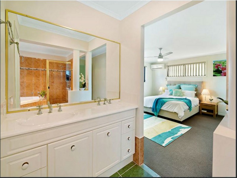 29 Royal Links Drive, Robina QLD 4226