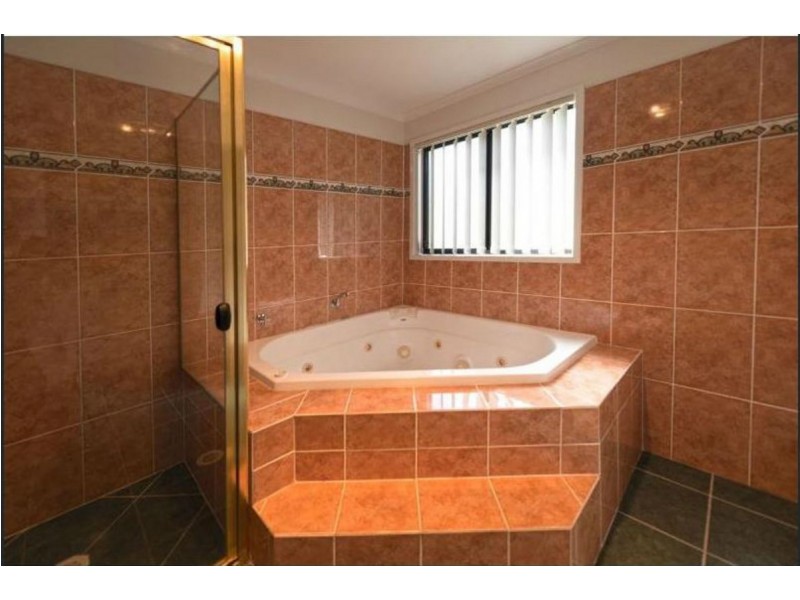 29 Royal Links Drive, Robina QLD 4226