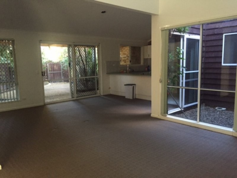 7/7 Wildwood Court, Surfers Paradise QLD 4217
