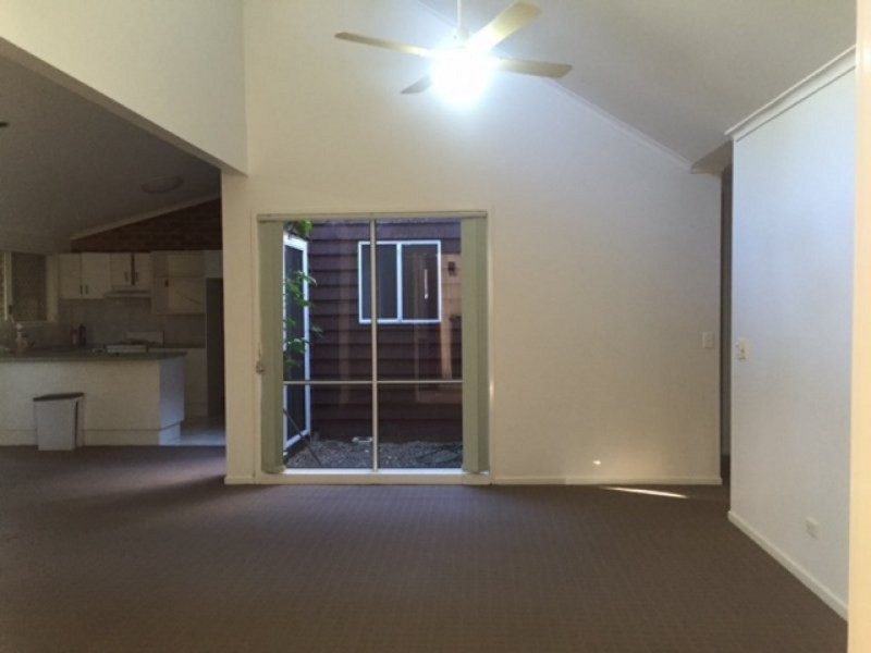 7/7 Wildwood Court, Surfers Paradise QLD 4217