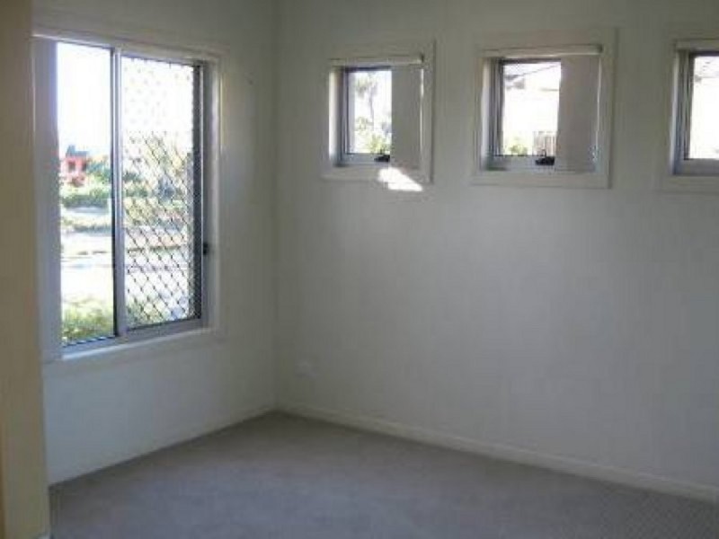 2/39 Bayswater Avenue, Varsity Lakes QLD 4227