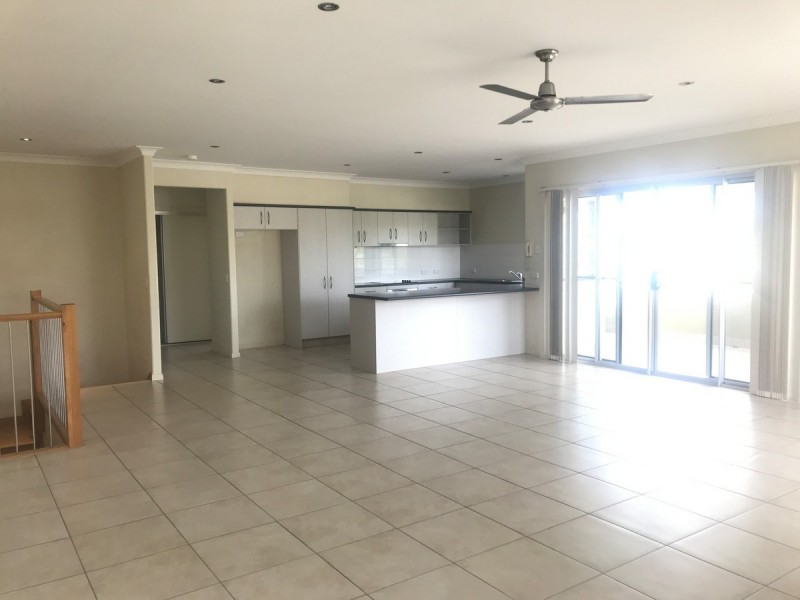 2/39 Bayswater Avenue, Varsity Lakes QLD 4227