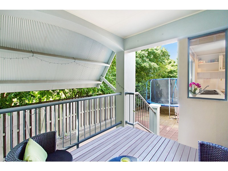 21/20 Fairway Drive, Clear Island Waters QLD 4226