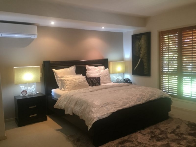 16 Straite Drive, Robina QLD 4226