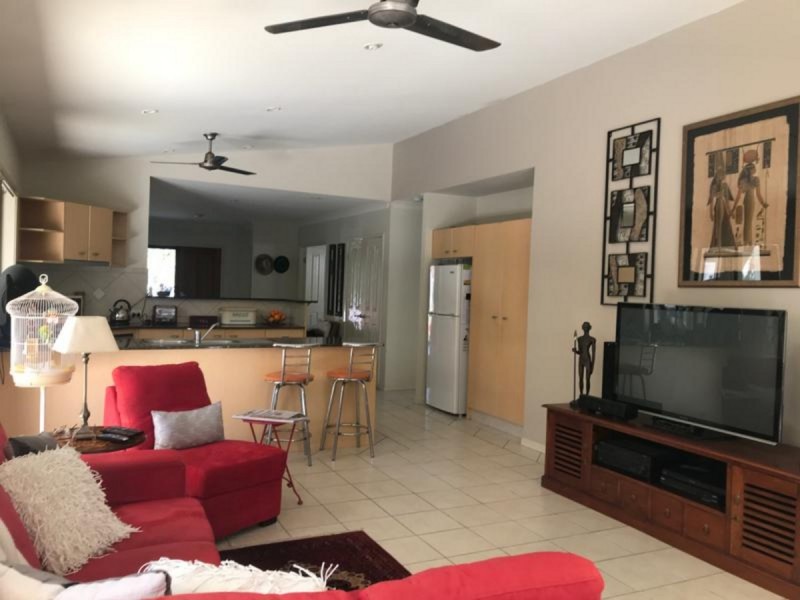 18 Nardoo Street, Robina QLD 4226