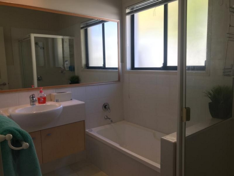 18 Nardoo Street, Robina QLD 4226