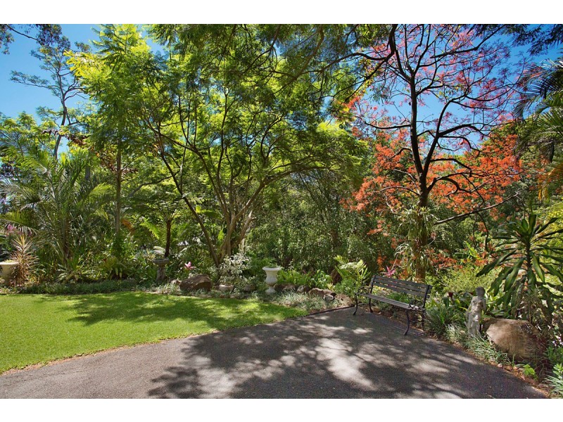 14 Ladds Ridge Road, Burleigh Heads QLD 4220