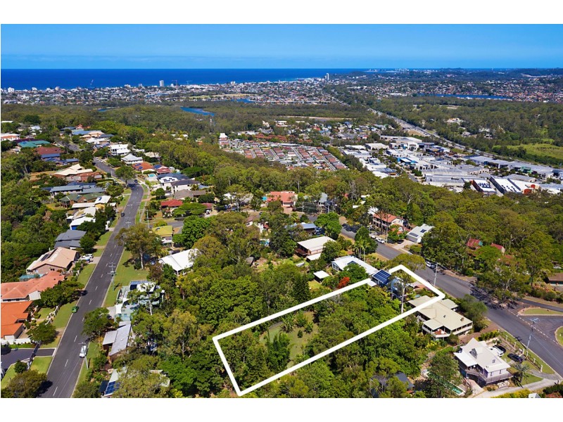 14 Ladds Ridge Road, Burleigh Heads QLD 4220
