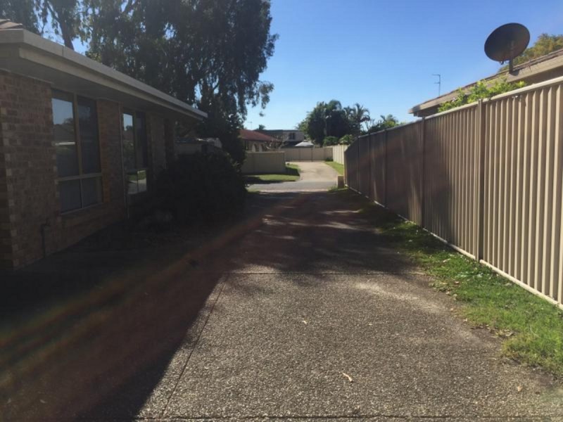 1/19 Eurimbula Court, Paradise Point QLD 4216