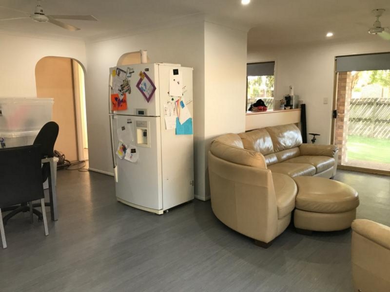 1/19 Eurimbula Court, Paradise Point QLD 4216