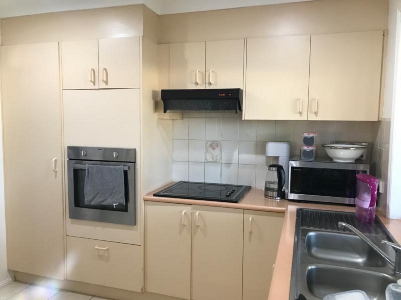 1/19 Eurimbula Court, Paradise Point QLD 4216