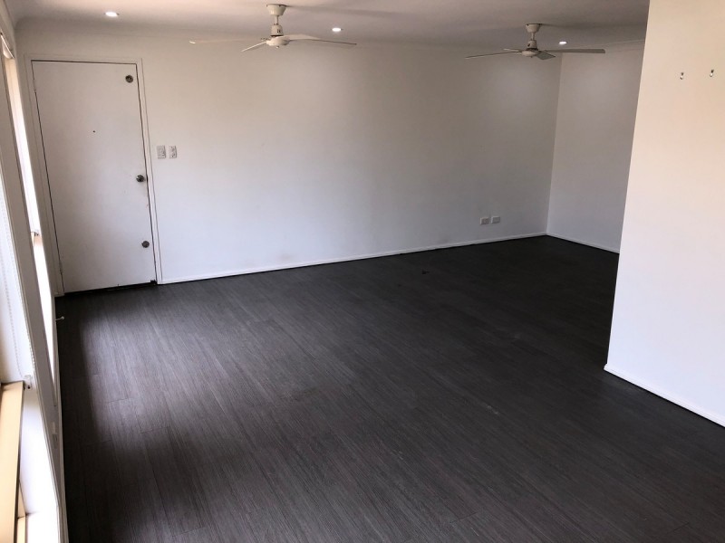 1/19 Eurimbula Court, Paradise Point QLD 4216