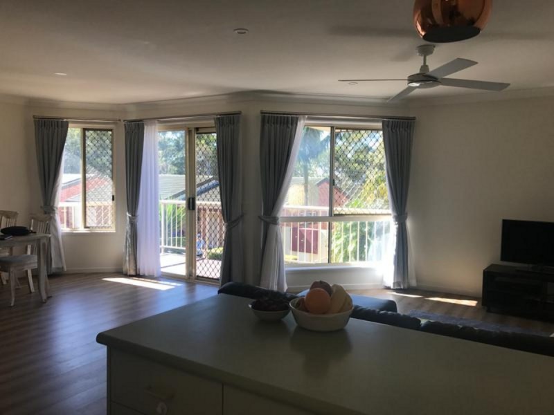 4/2 Simpsons Road, Currumbin Waters QLD 4223