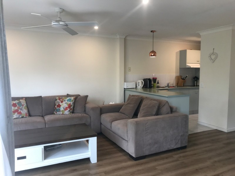 4/2 Simpsons Road, Currumbin Waters QLD 4223