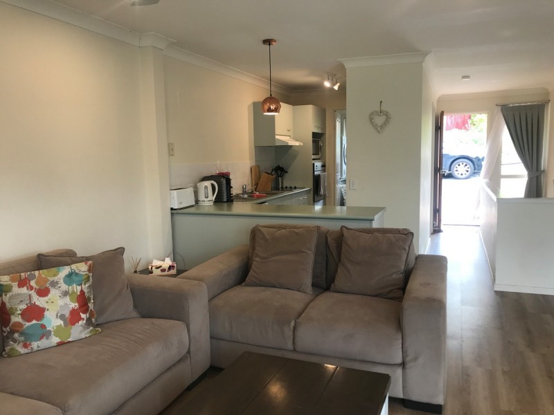 4/2 Simpsons Road, Currumbin Waters QLD 4223