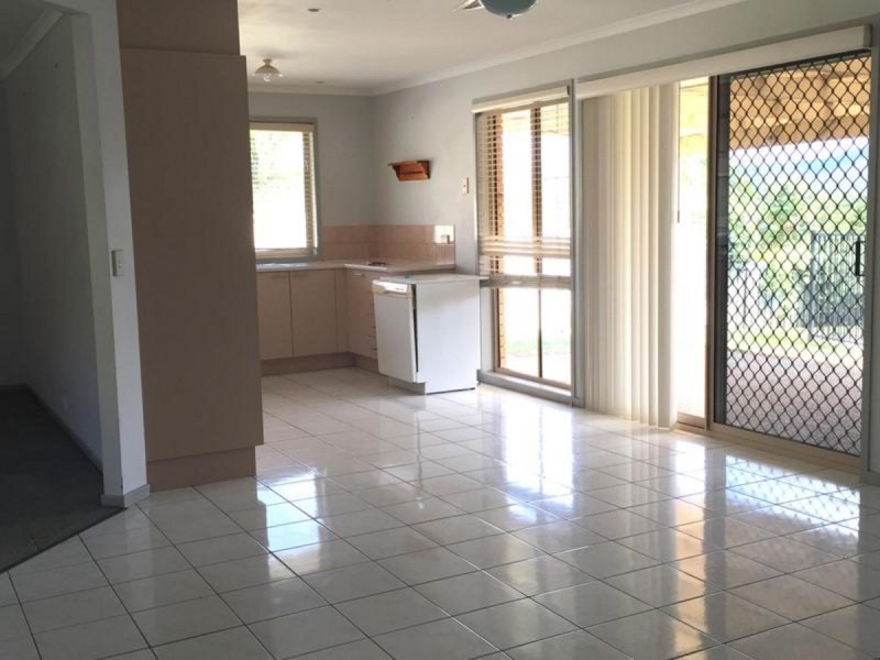 3 Macdougall Street, Highland Park QLD 4211