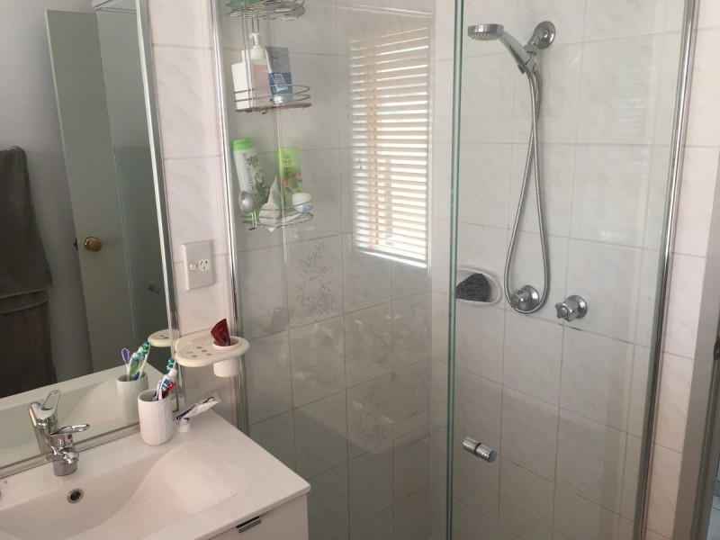 3 Macdougall Street, Highland Park QLD 4211