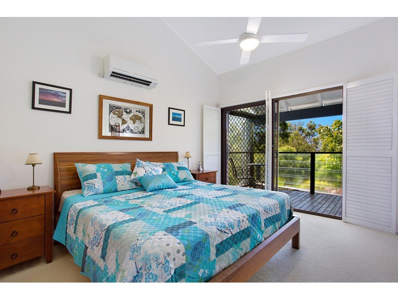 14 Ladds Ridge Road, Burleigh Heads QLD 4220