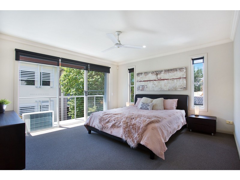 3/18 Tourangeau Crescent, Varsity Lakes QLD 4227