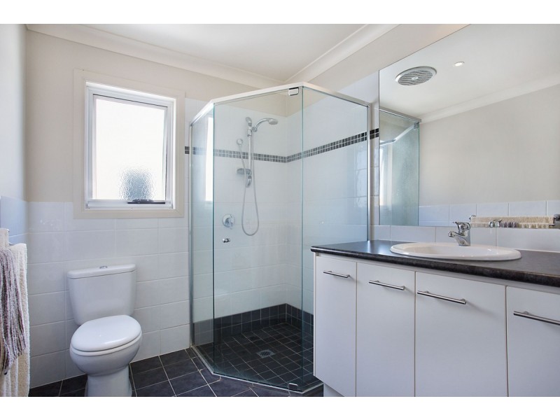 3/18 Tourangeau Crescent, Varsity Lakes QLD 4227