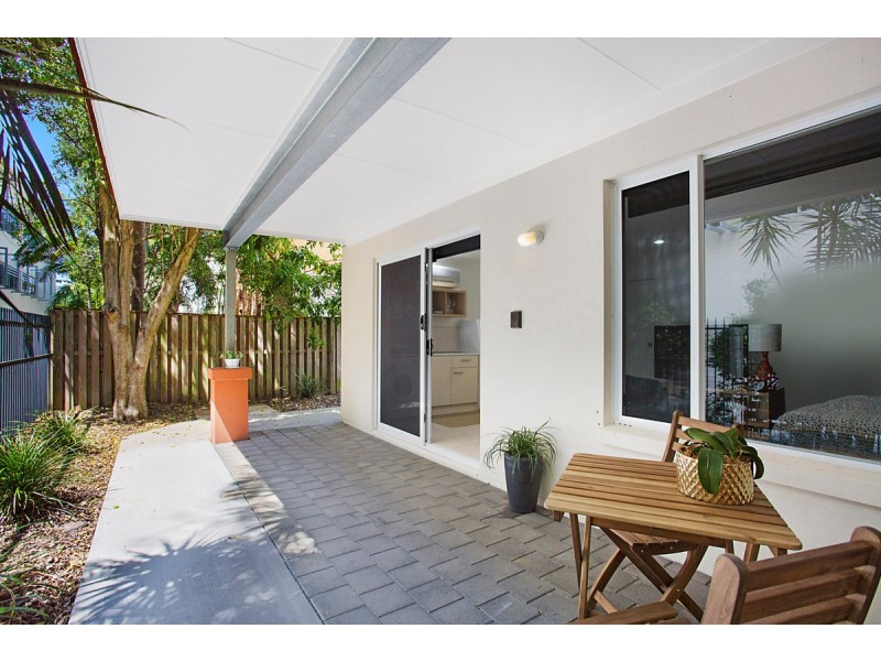 3/18 Tourangeau Crescent, Varsity Lakes QLD 4227