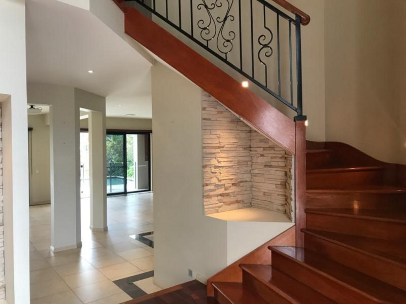 2315 Belmont Court, Hope Island QLD 4212
