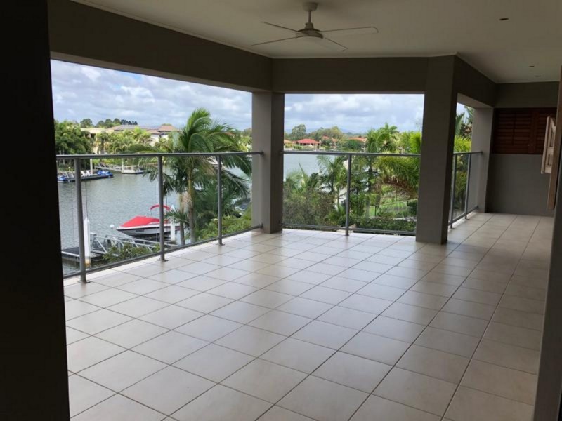 2315 Belmont Court, Hope Island QLD 4212