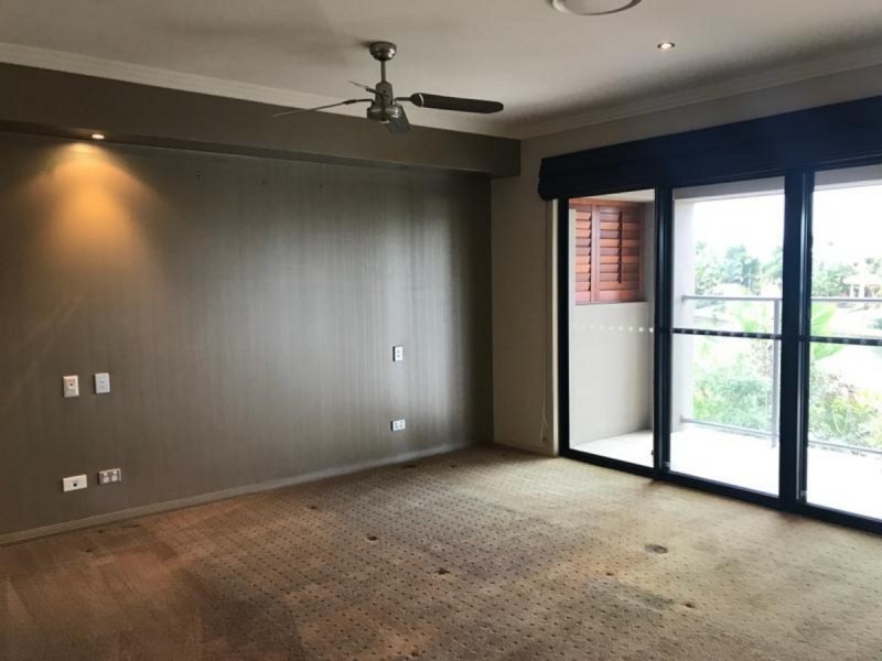 2315 Belmont Court, Hope Island QLD 4212