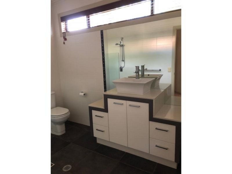 2315 Belmont Court, Hope Island QLD 4212
