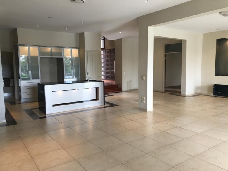 2315 Belmont Court, Hope Island QLD 4212