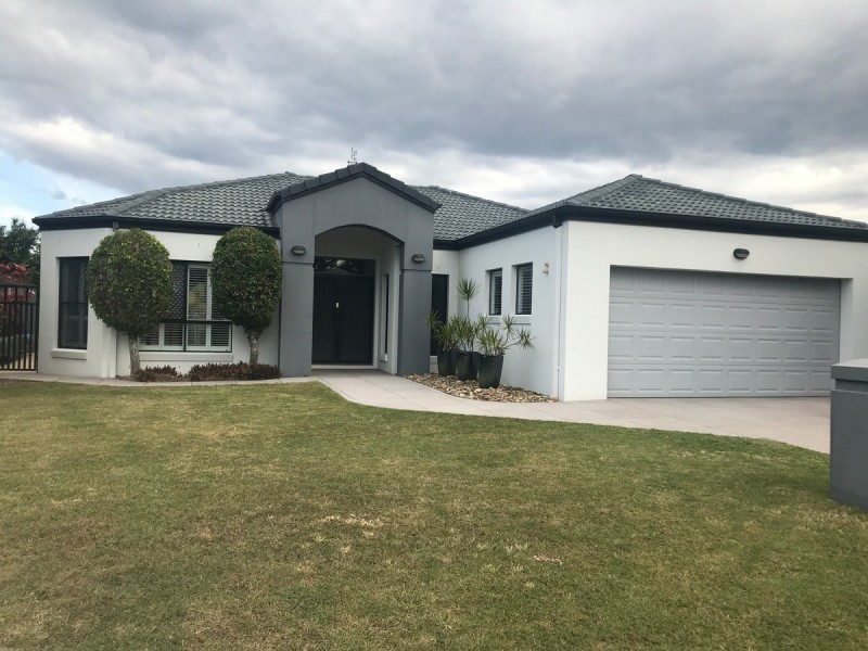 38 Straite Drive, Robina QLD 4226