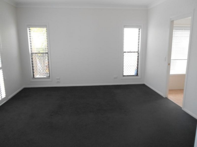 38 Straite Drive, Robina QLD 4226