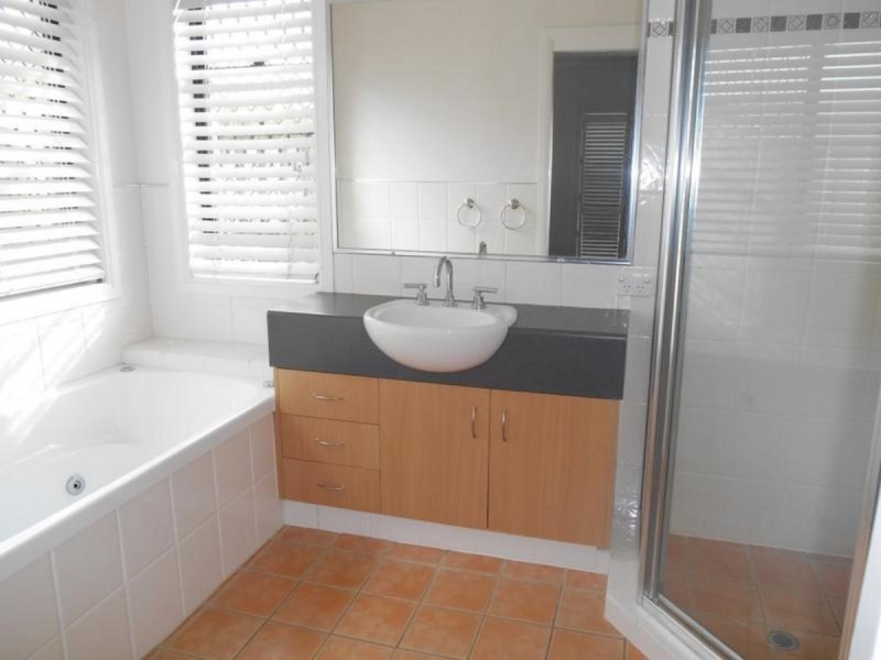 38 Straite Drive, Robina QLD 4226