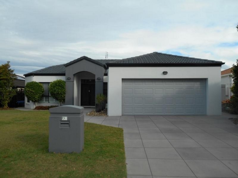 38 Straite Drive, Robina QLD 4226