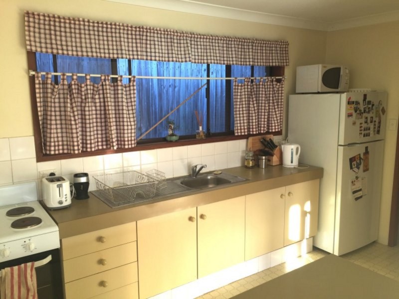 2/77 Corunna Crescent, Ashmore QLD 4214