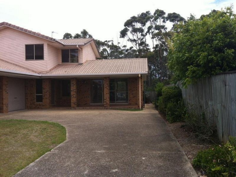 2/26 Binstead Drive, Southport QLD 4215