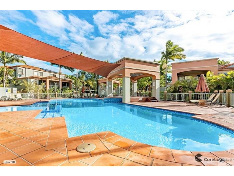 34/20 Fairway Drive, Clear Island Waters QLD 4226