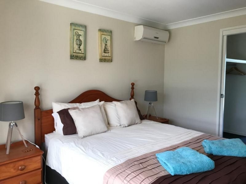 136 Glen Eagles Drive, Robina QLD 4226