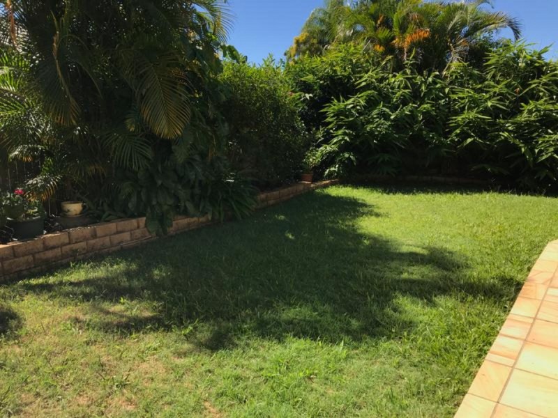 136 Glen Eagles Drive, Robina QLD 4226