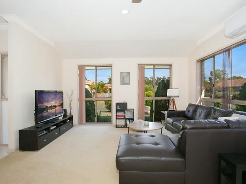 2 Ashwood Court, Robina QLD 4226